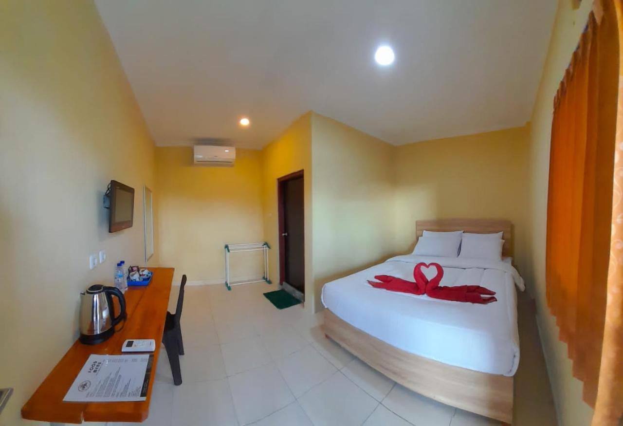 Fx72 Labuan Bajo Hotel Екстер'єр фото